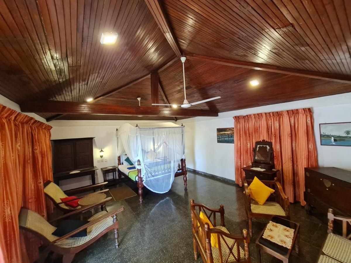 Star Beach Guest House Negombo Extérieur photo