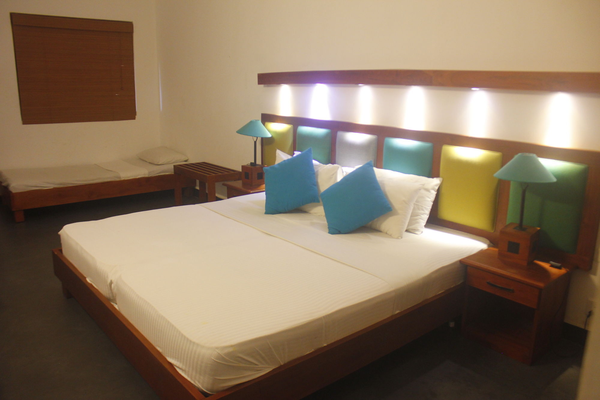 Star Beach Guest House Negombo Extérieur photo