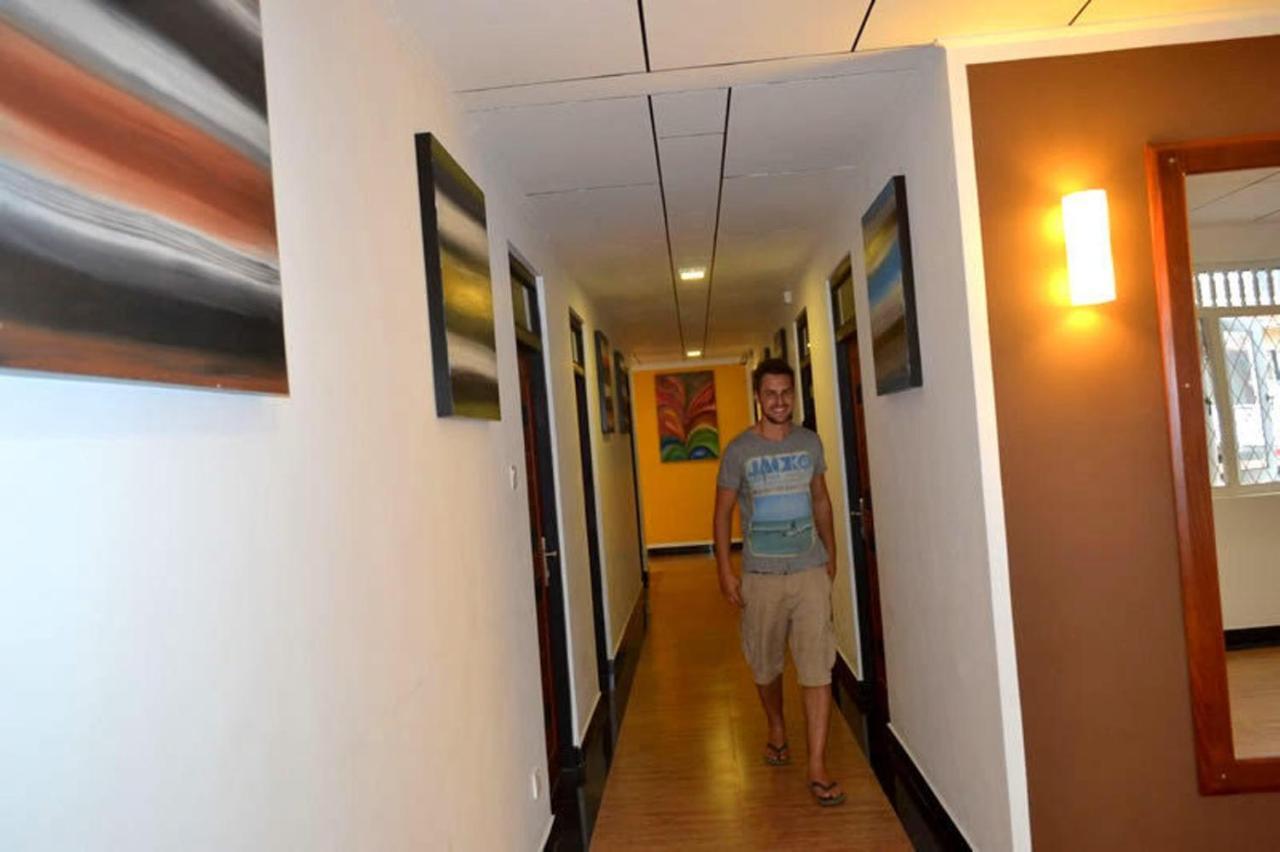 Star Beach Guest House Negombo Extérieur photo