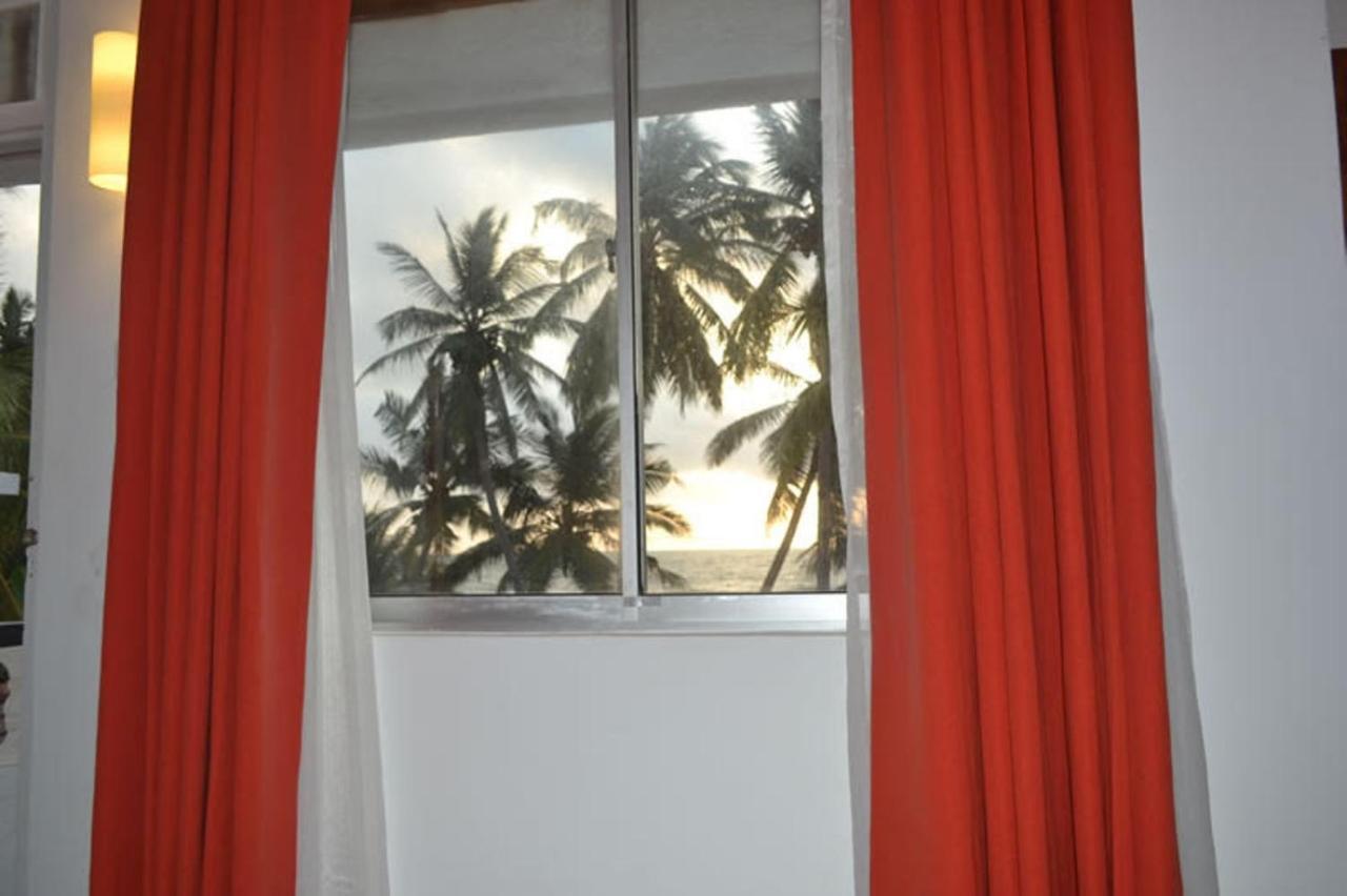 Star Beach Guest House Negombo Extérieur photo