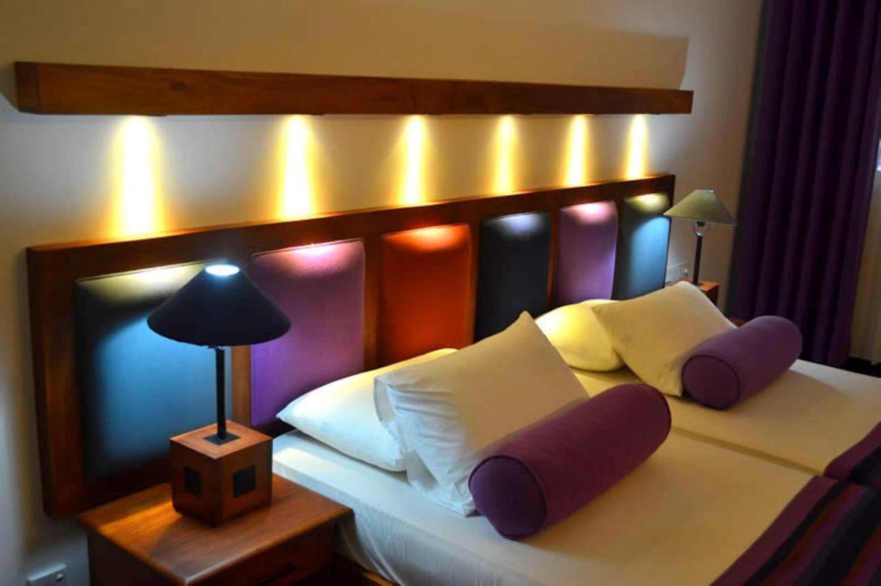 Star Beach Guest House Negombo Extérieur photo