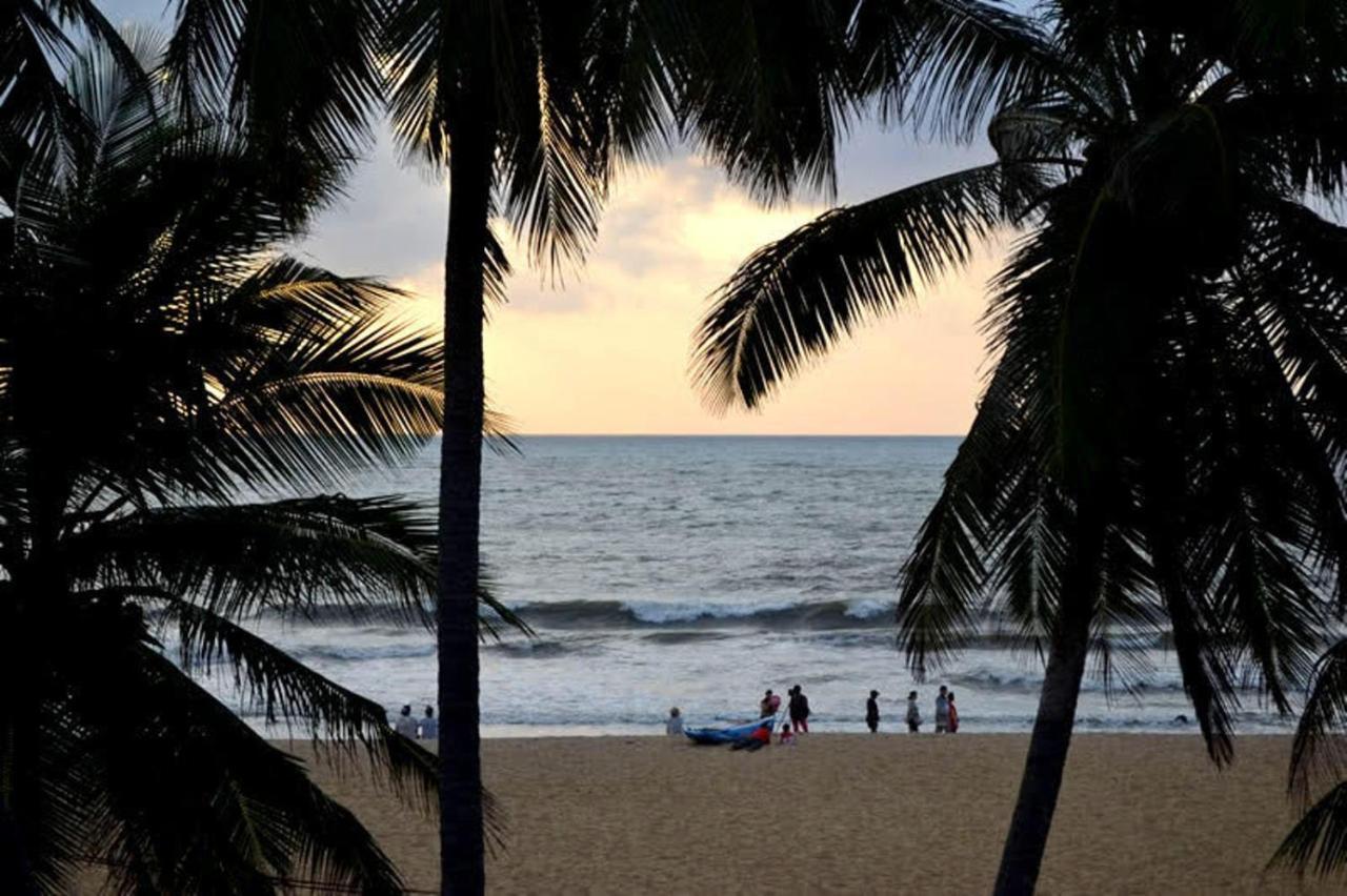 Star Beach Guest House Negombo Extérieur photo