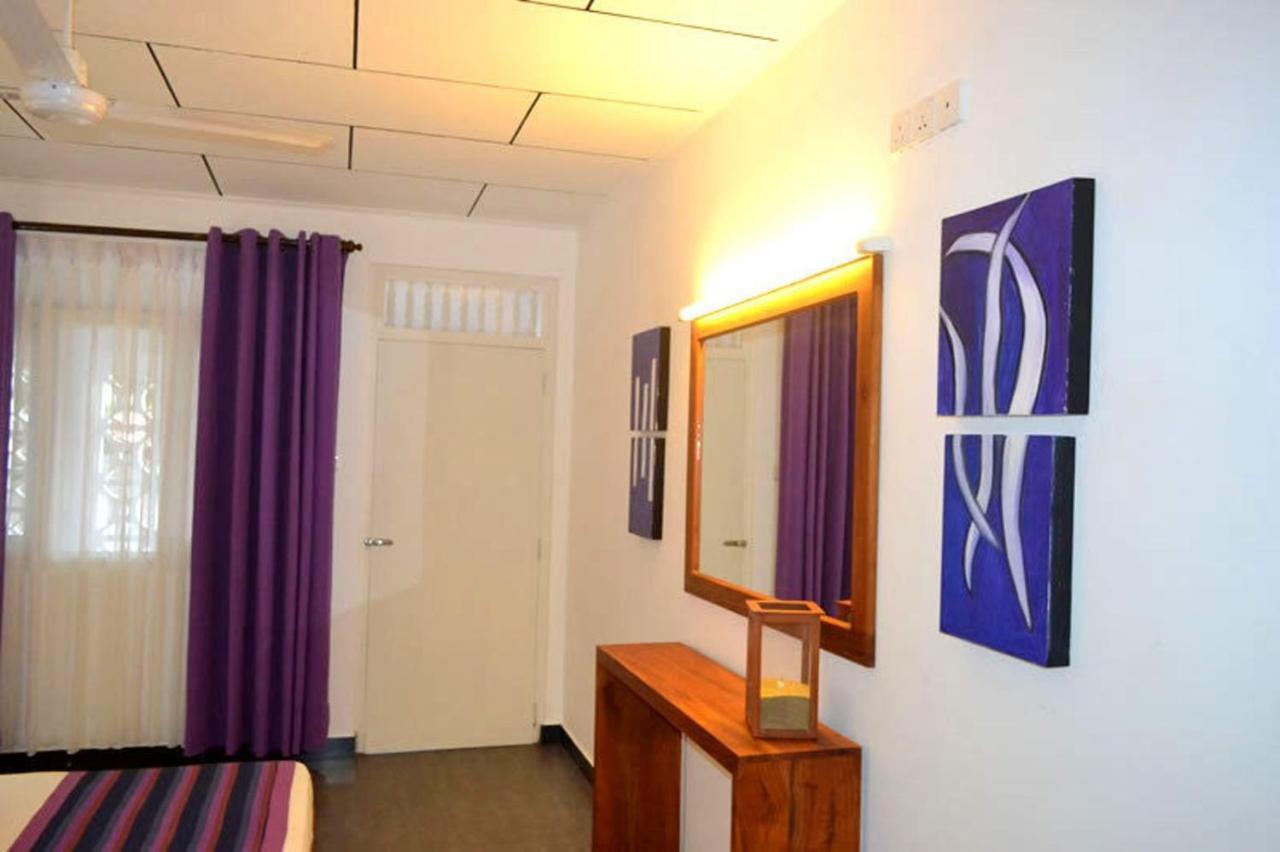 Star Beach Guest House Negombo Extérieur photo